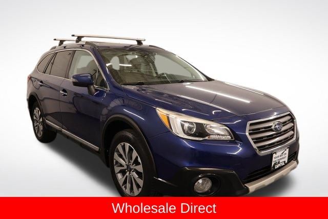 2017 SUBARU Outback