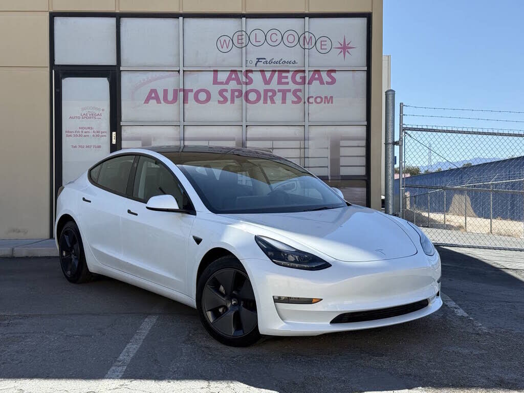 2023 TESLA Model 3