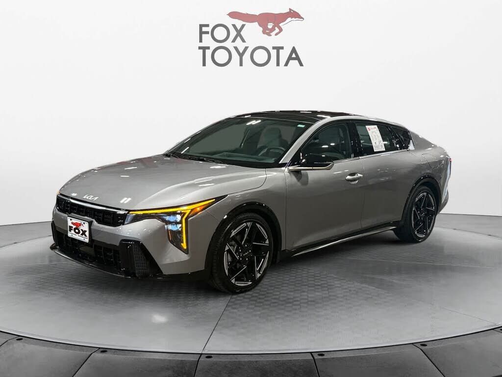 2026 KIA K4