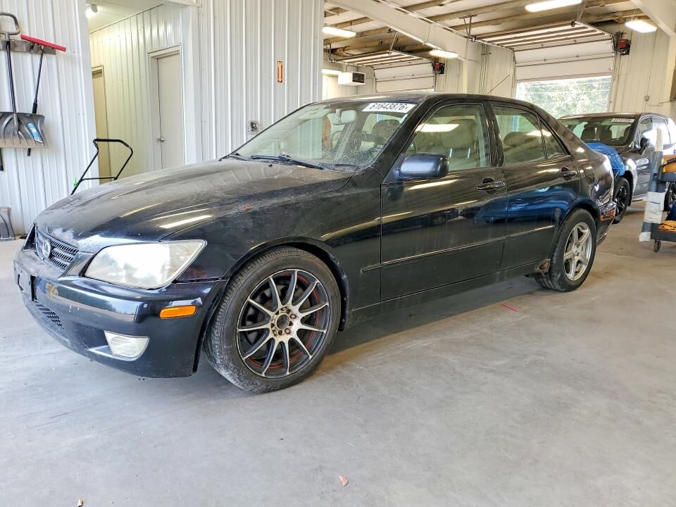 2002 LEXUS IS