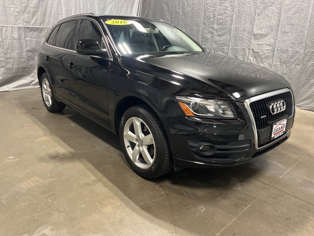 2010 AUDI Q5