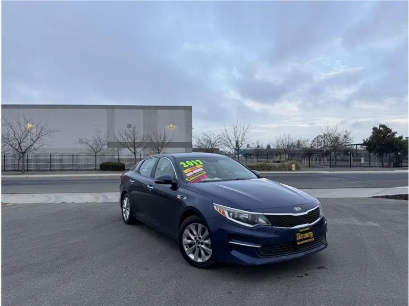 2017 KIA Optima