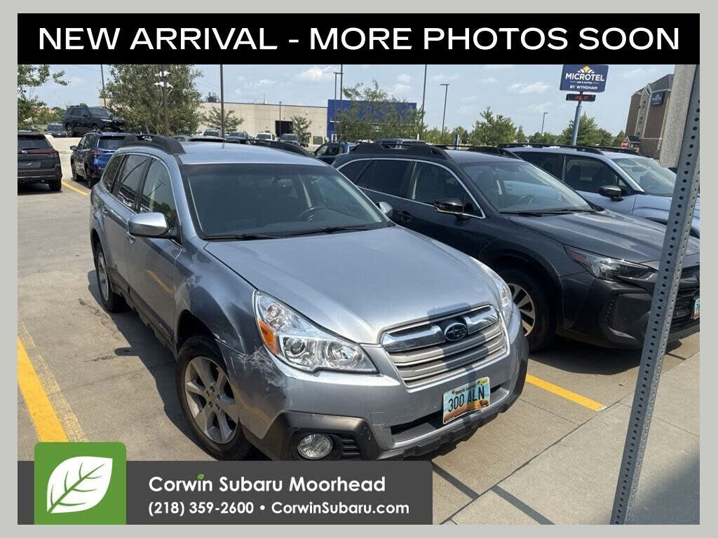 2013 SUBARU Outback