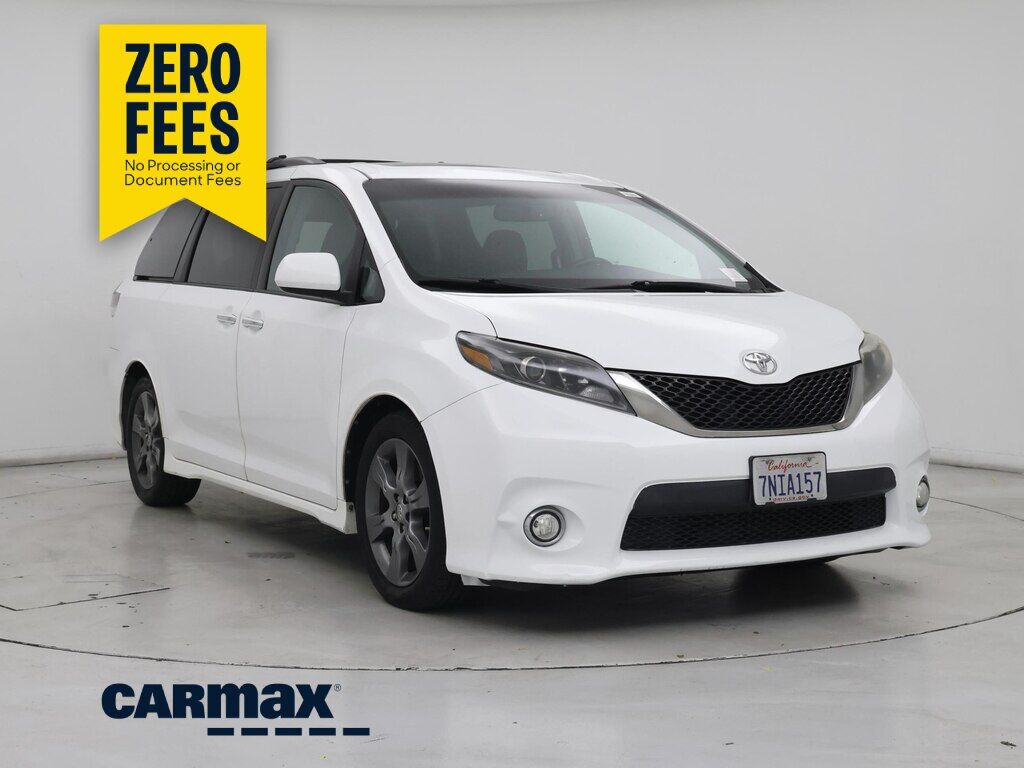2015 TOYOTA Sienna