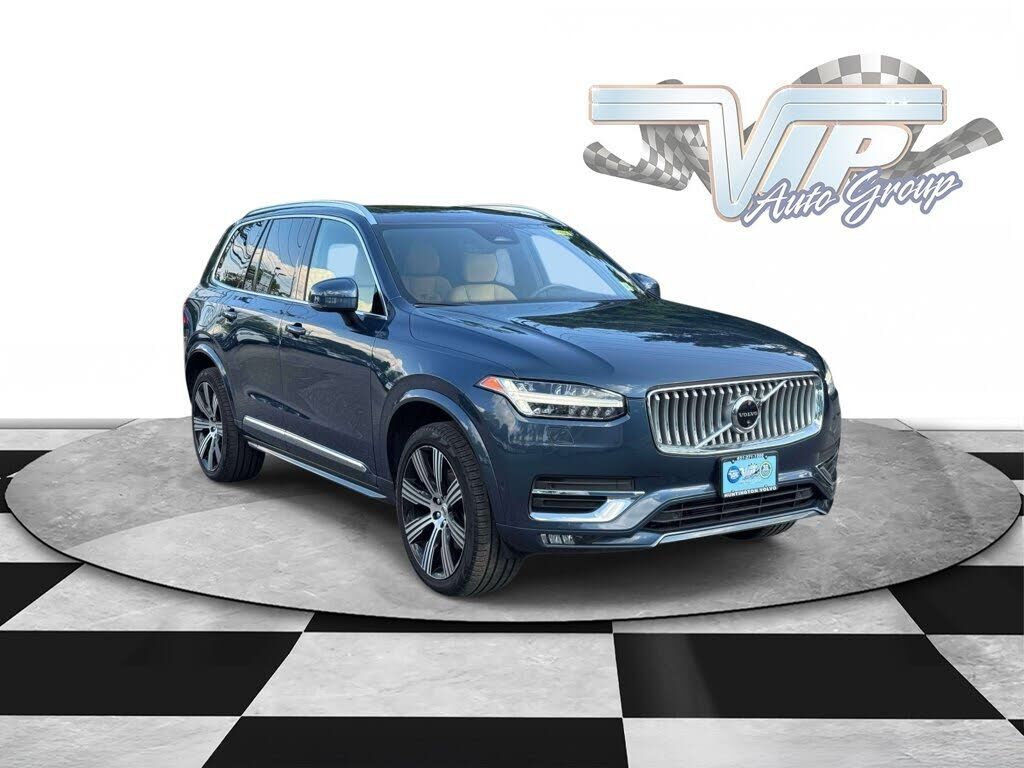 2023 VOLVO XC90