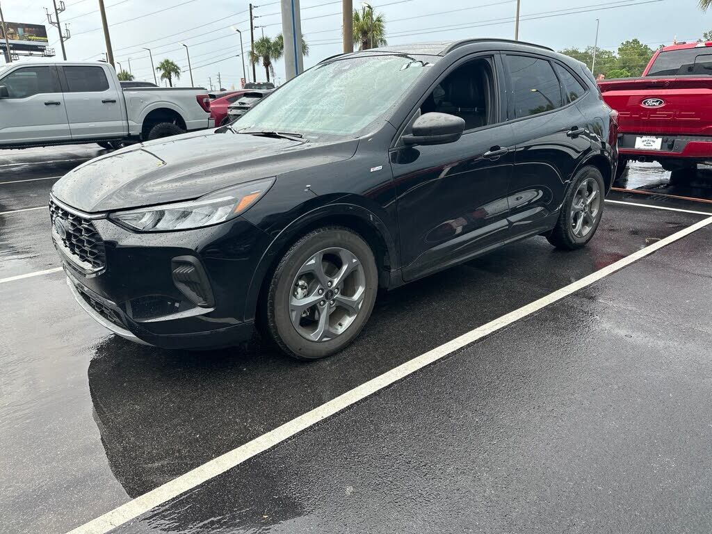 2023 FORD Escape