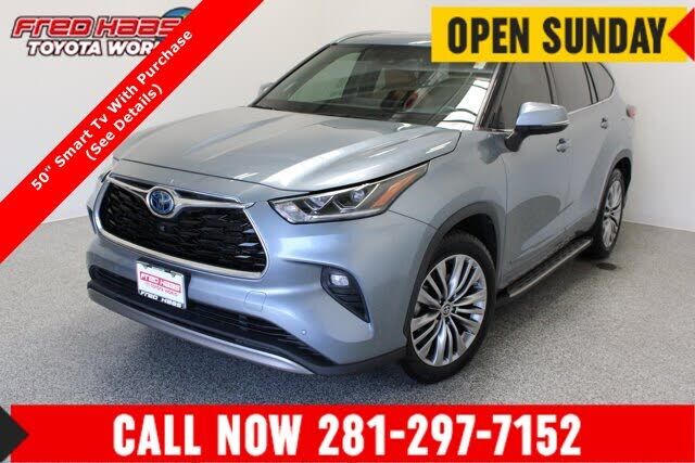 2022 TOYOTA Highlander