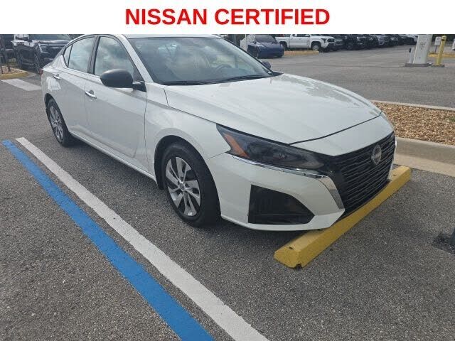 2024 NISSAN Altima