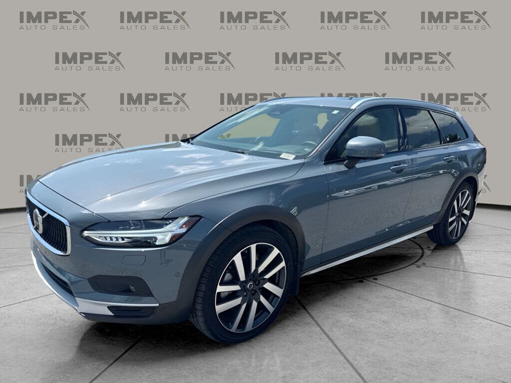 2023 VOLVO V90CC