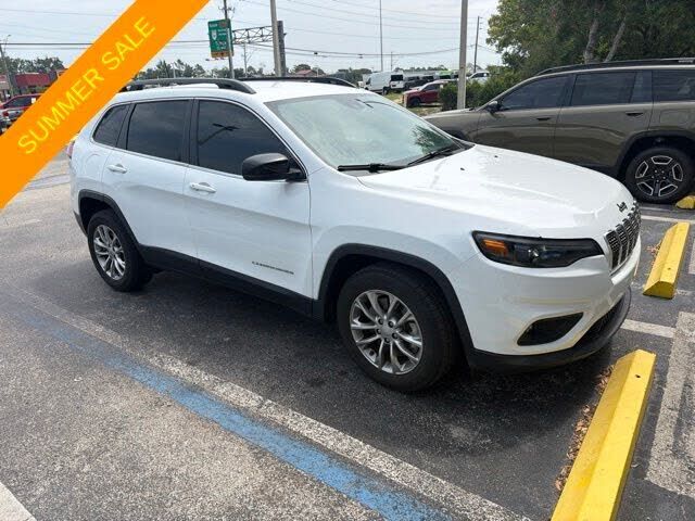 2022 JEEP Cherokee