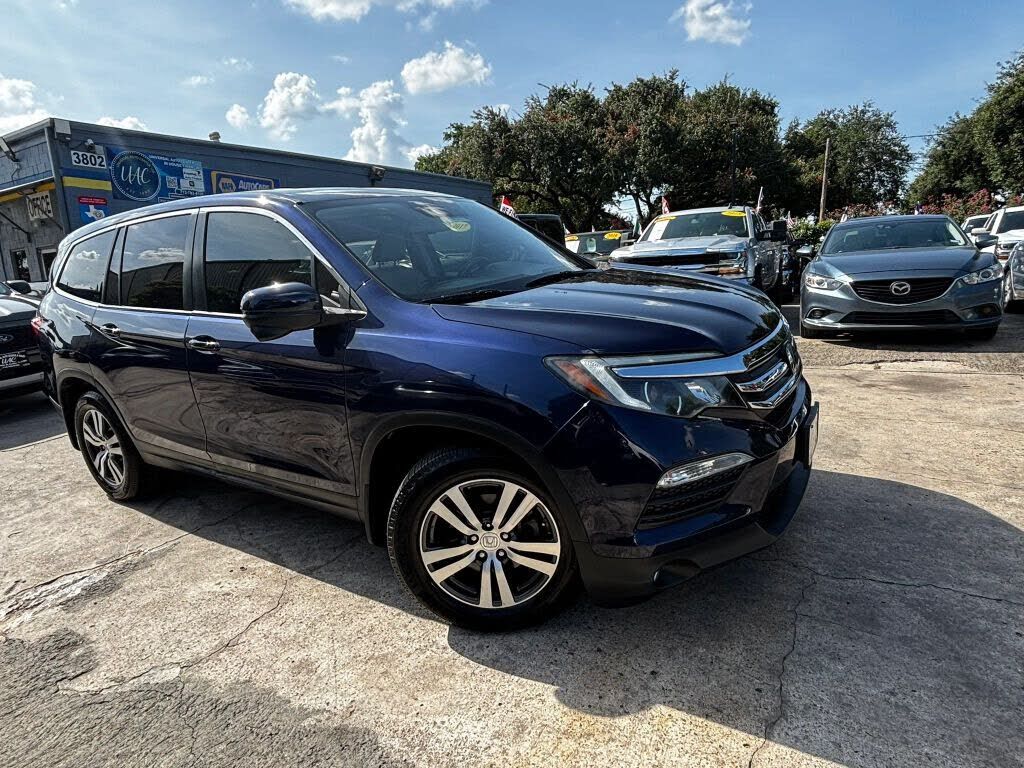 2017 HONDA Pilot