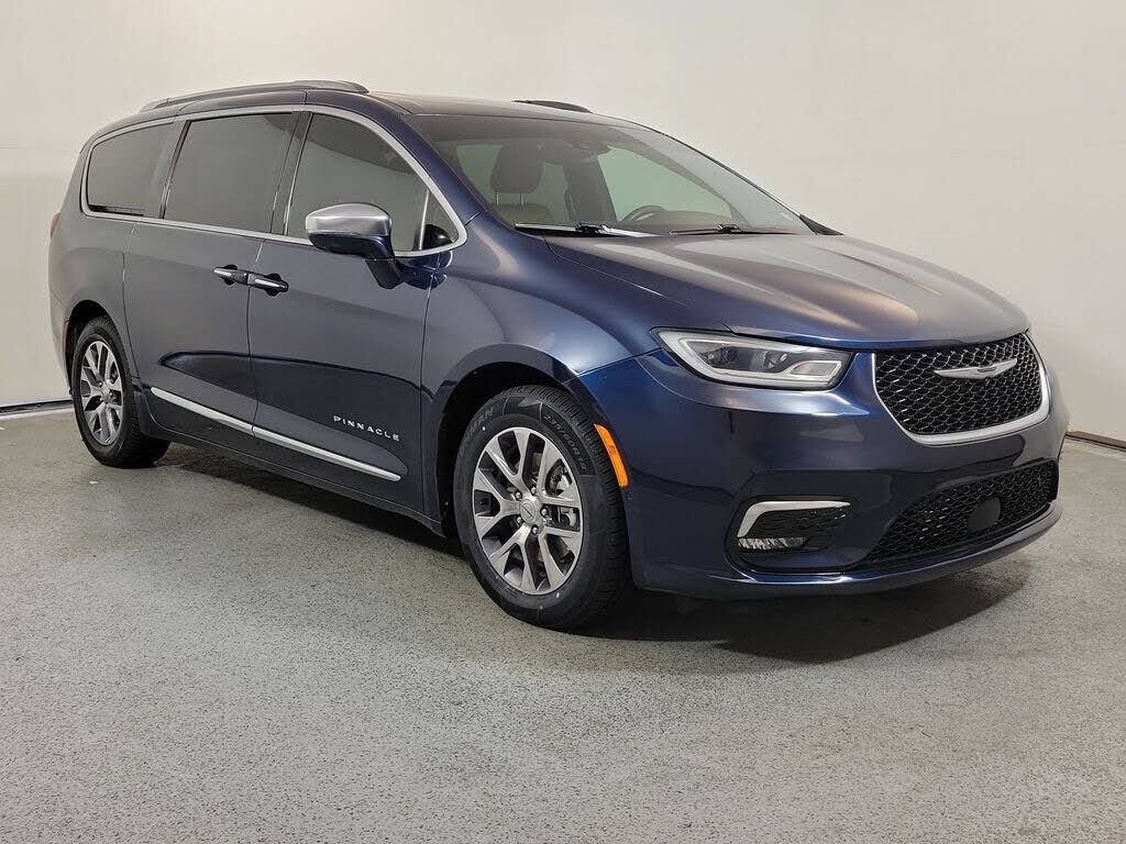 2022 CHRYSLER Pacifica