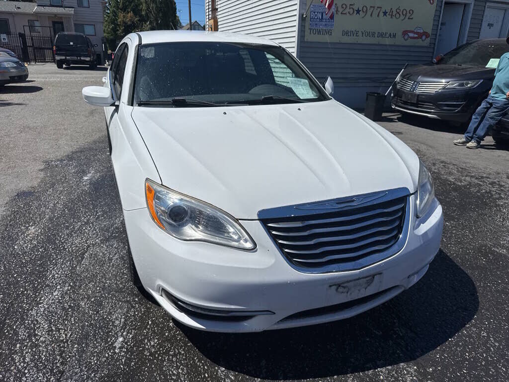 2012 CHRYSLER 200