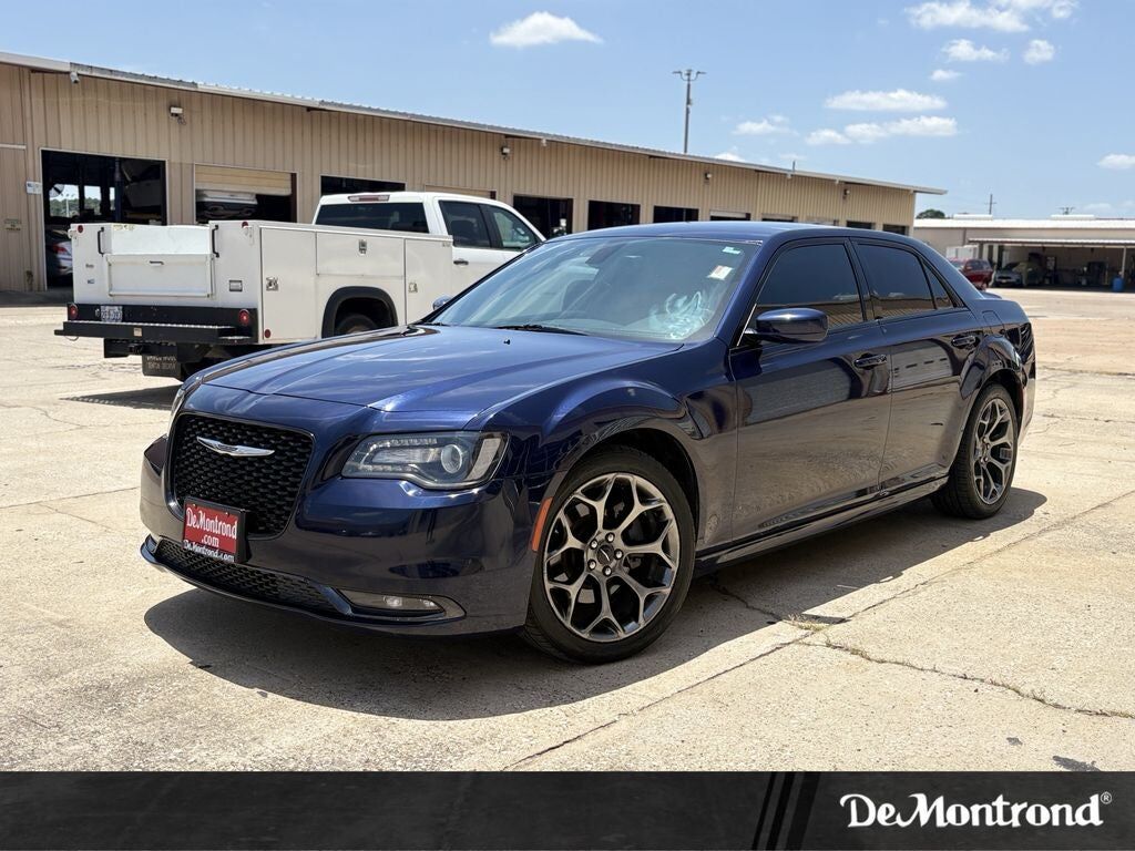 2015 CHRYSLER 300