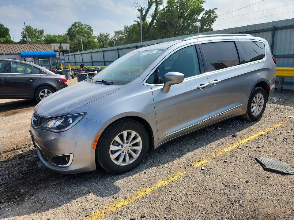 2019 CHRYSLER Pacifica
