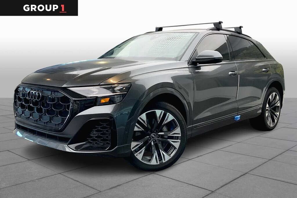 2025 AUDI Q8