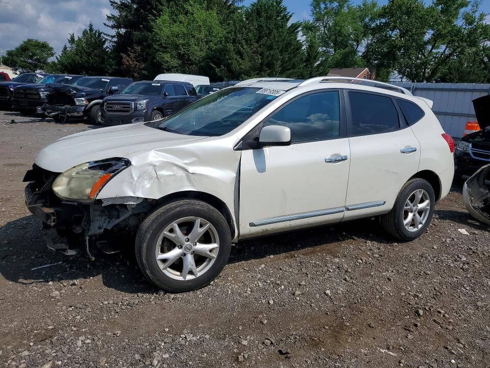 2011 NISSAN Rogue