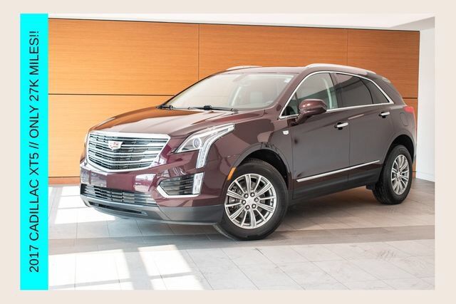 2017 CADILLAC XT5