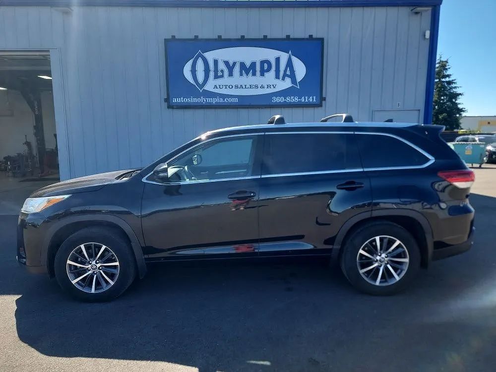 2018 TOYOTA Highlander