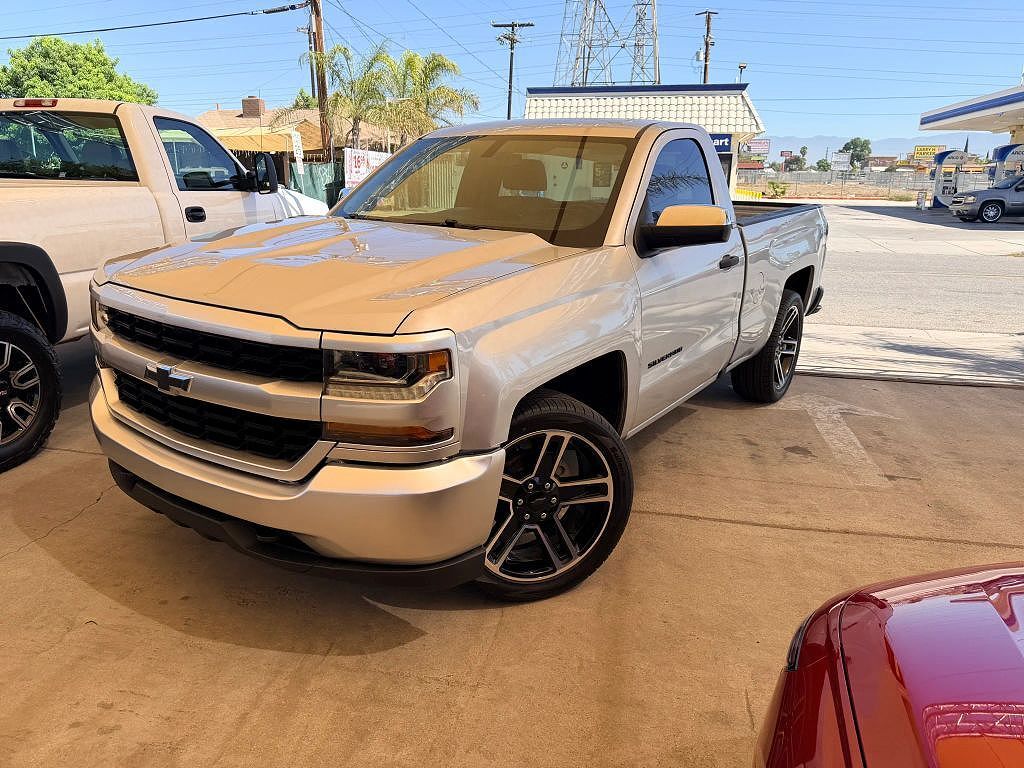 2018 CHEVROLET Silverado