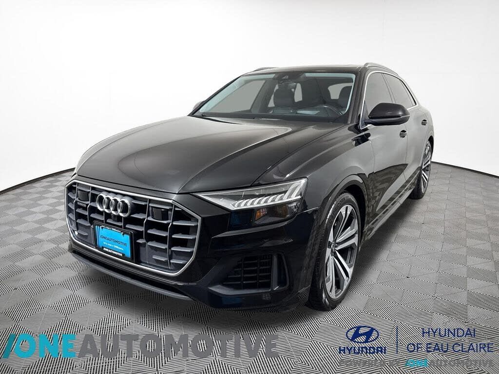 2022 AUDI Q8