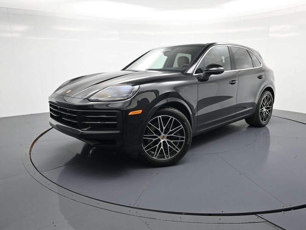 2026 PORSCHE Cayenne