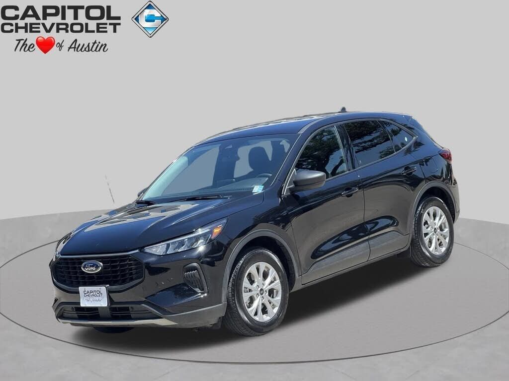 2025 FORD Escape