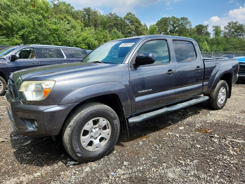 2015 TOYOTA Tacoma