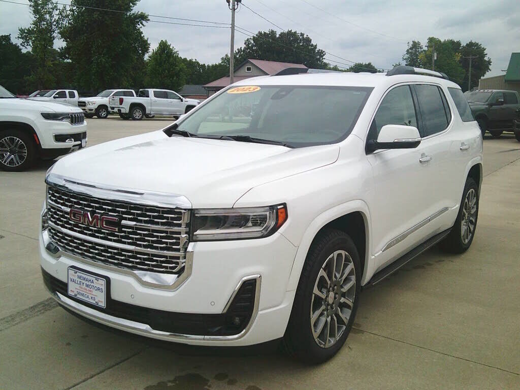 2023 GMC Acadia