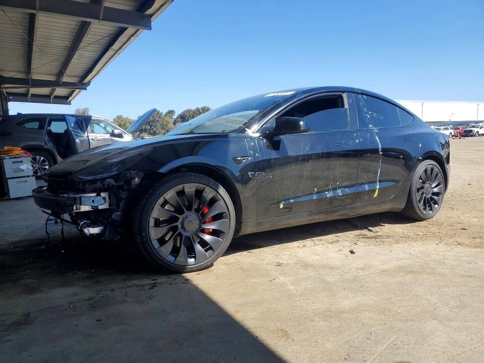 2022 TESLA Model 3