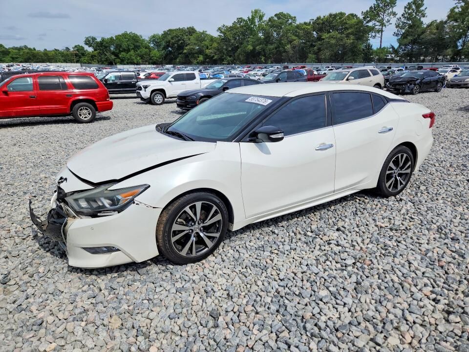 2017 NISSAN Maxima