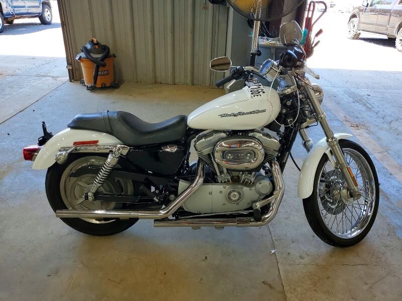 2004 HARLEY DAVIDSON Sportster 883 Custom