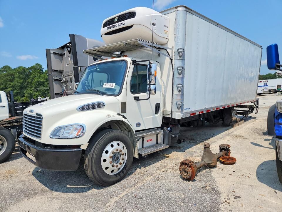2023 FREIGHTLINER M2