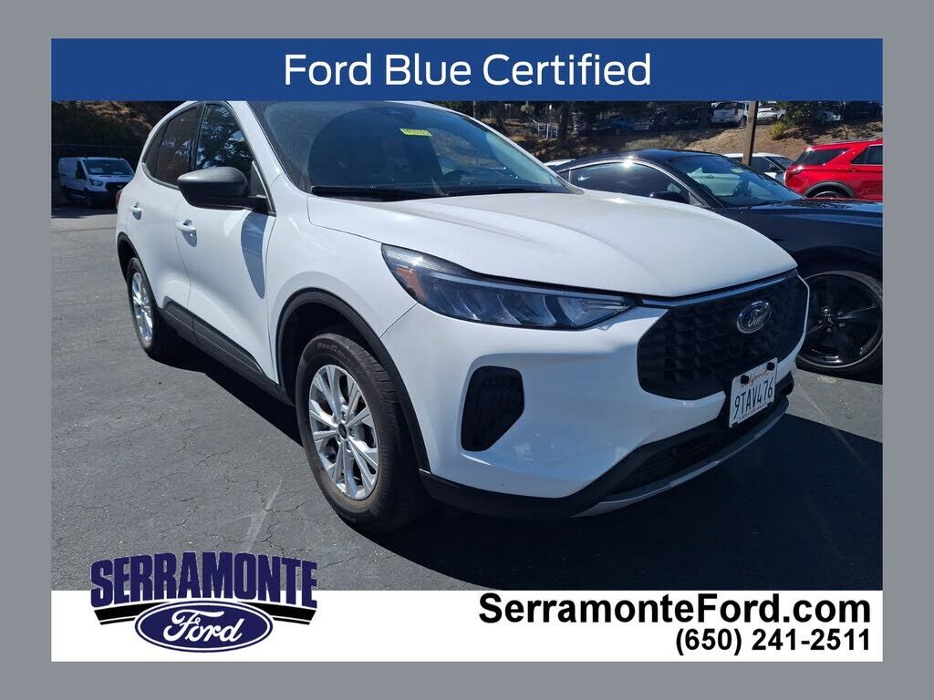 2025 FORD Escape