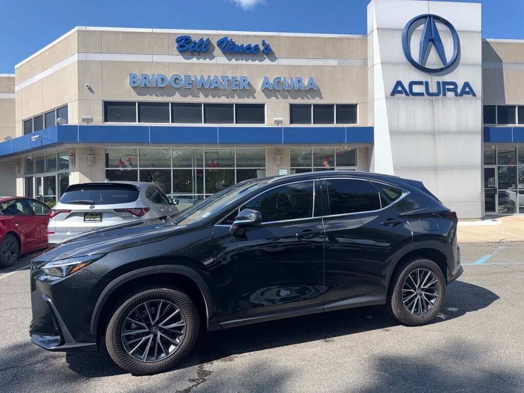 2025 LEXUS NX