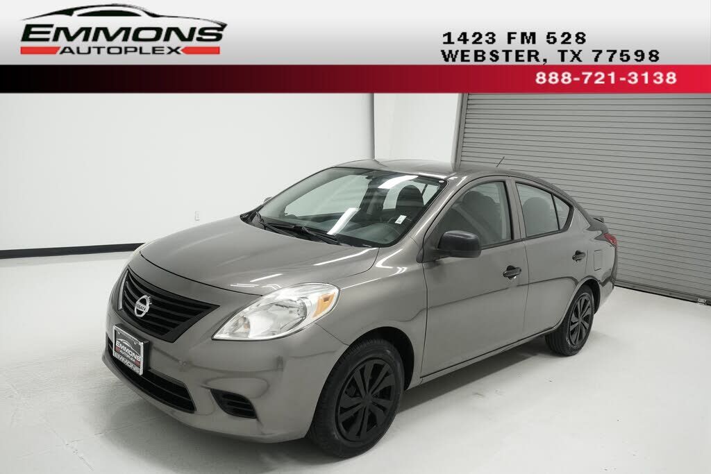 2014 NISSAN Versa