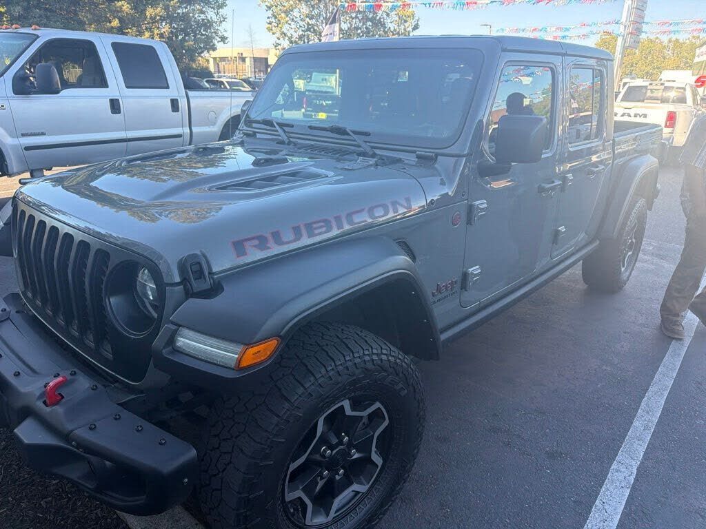 2021 JEEP Gladiator