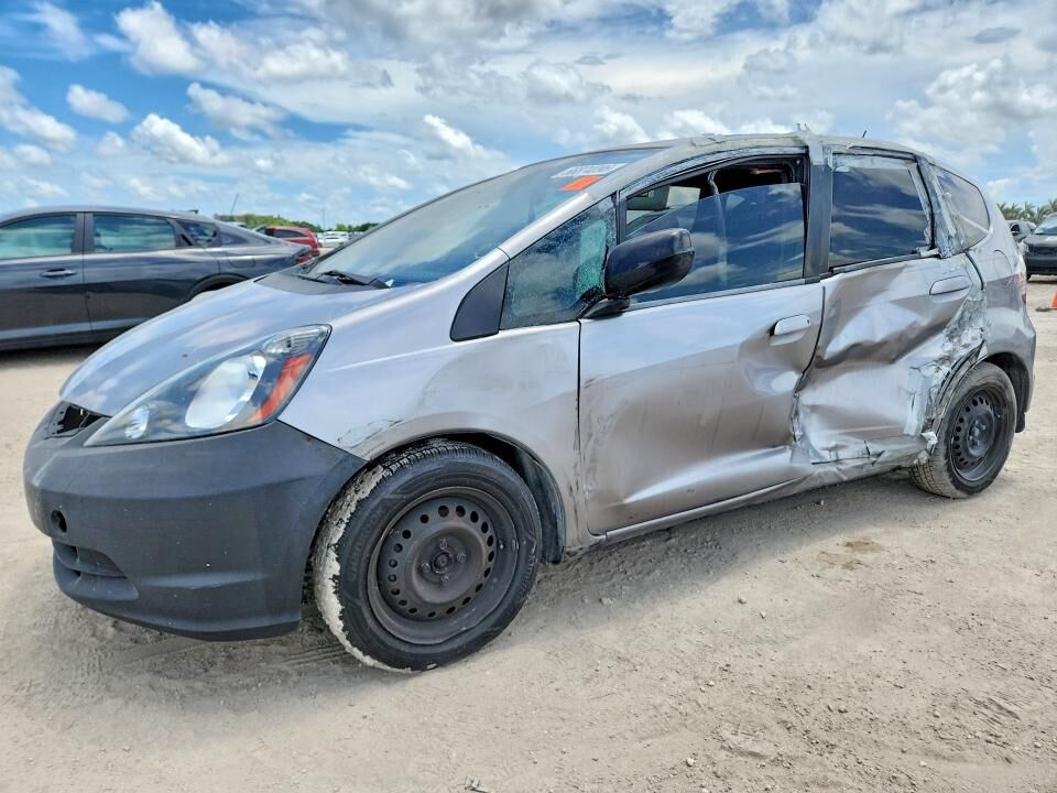 2010 HONDA Fit
