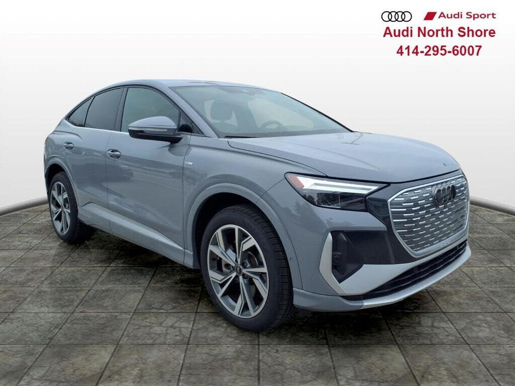 2023 AUDI Q4