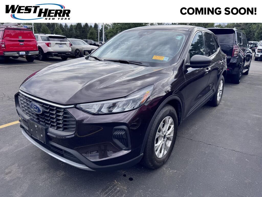 2023 FORD Escape