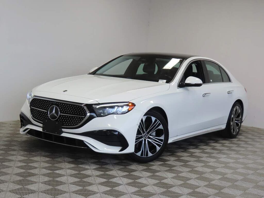 2025 MERCEDES-BENZ E-Class