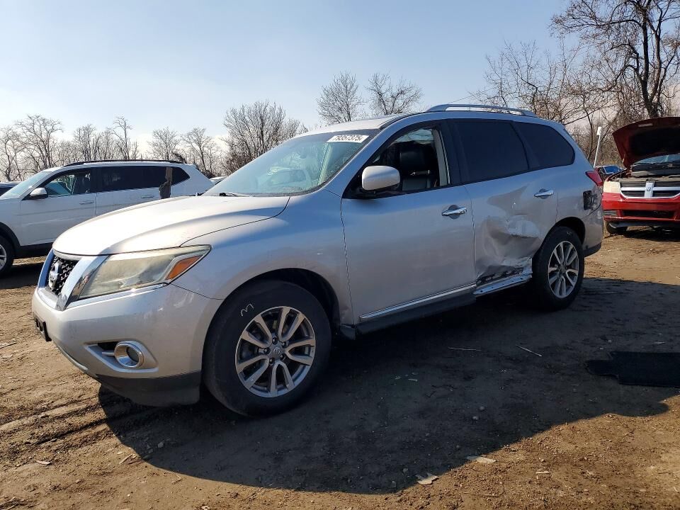 2016 NISSAN Pathfinder