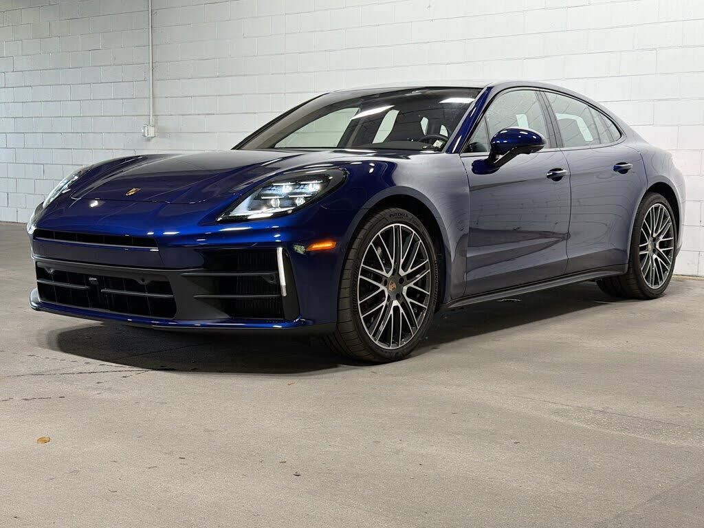 2026 PORSCHE Panamera