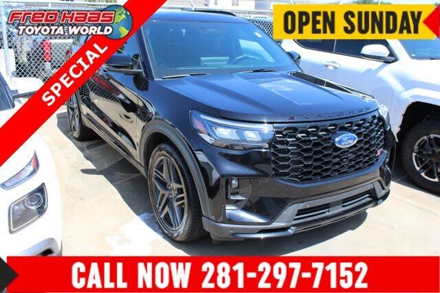 2025 FORD Explorer