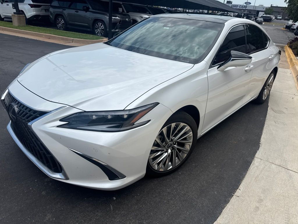 2023 LEXUS ES