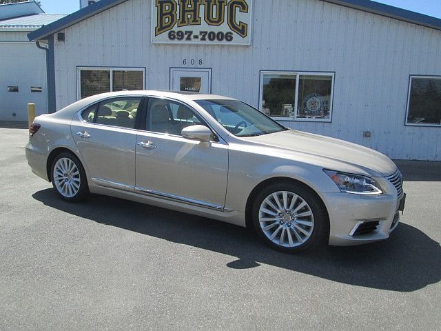 2017 LEXUS LS