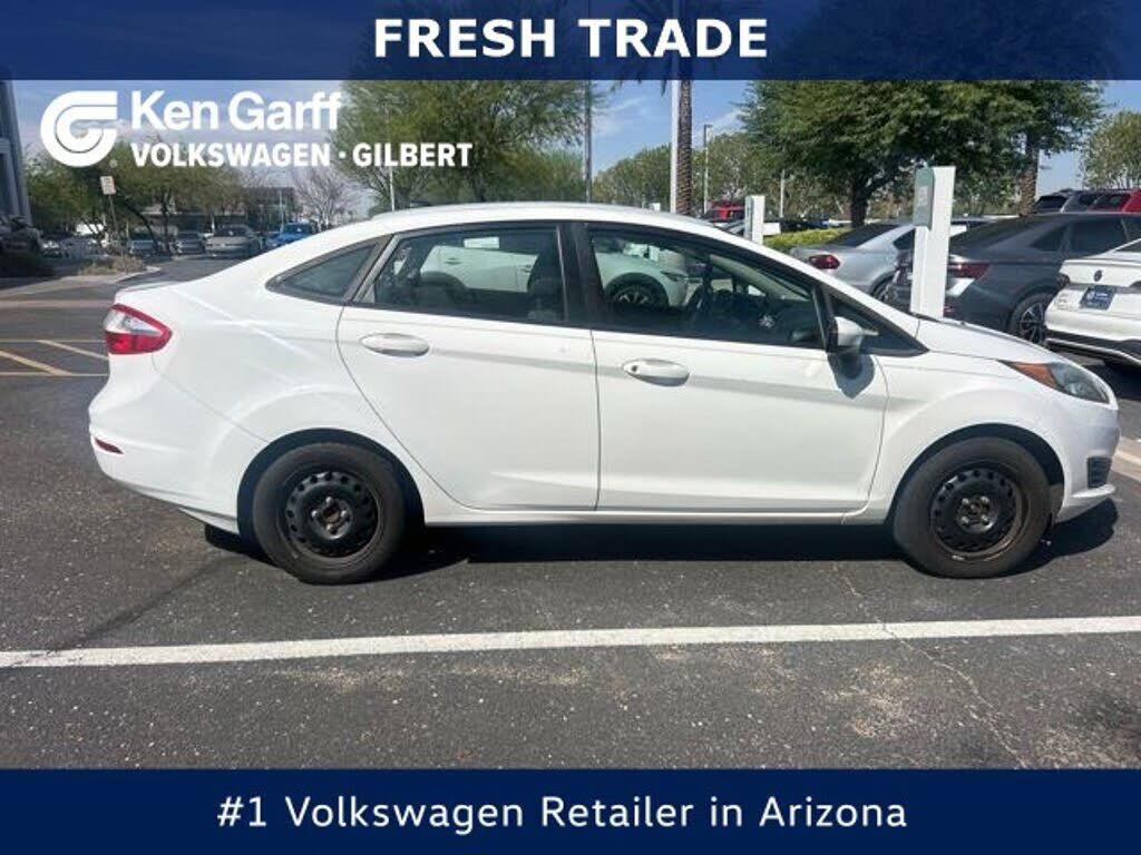 2014 FORD Fiesta