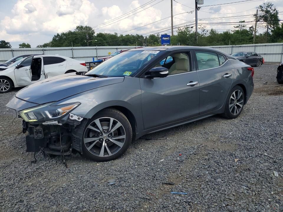 2017 NISSAN Maxima
