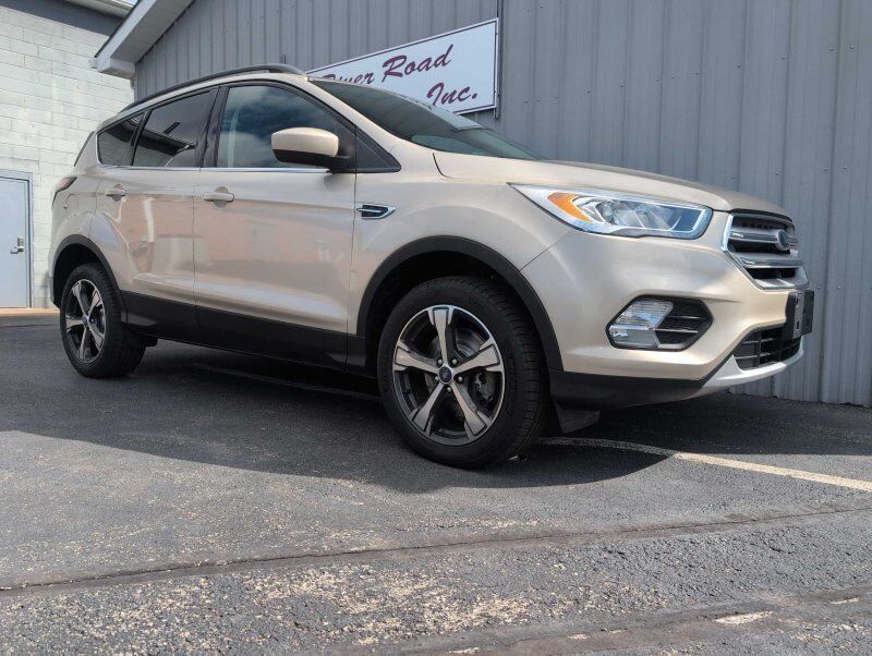 2018 FORD Escape