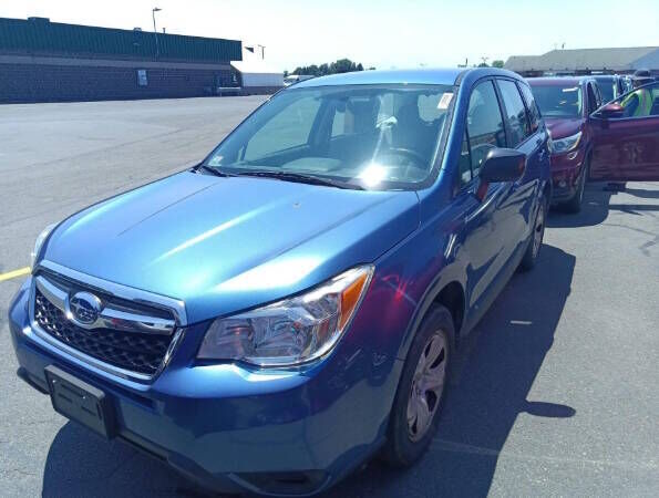 2016 SUBARU Forester